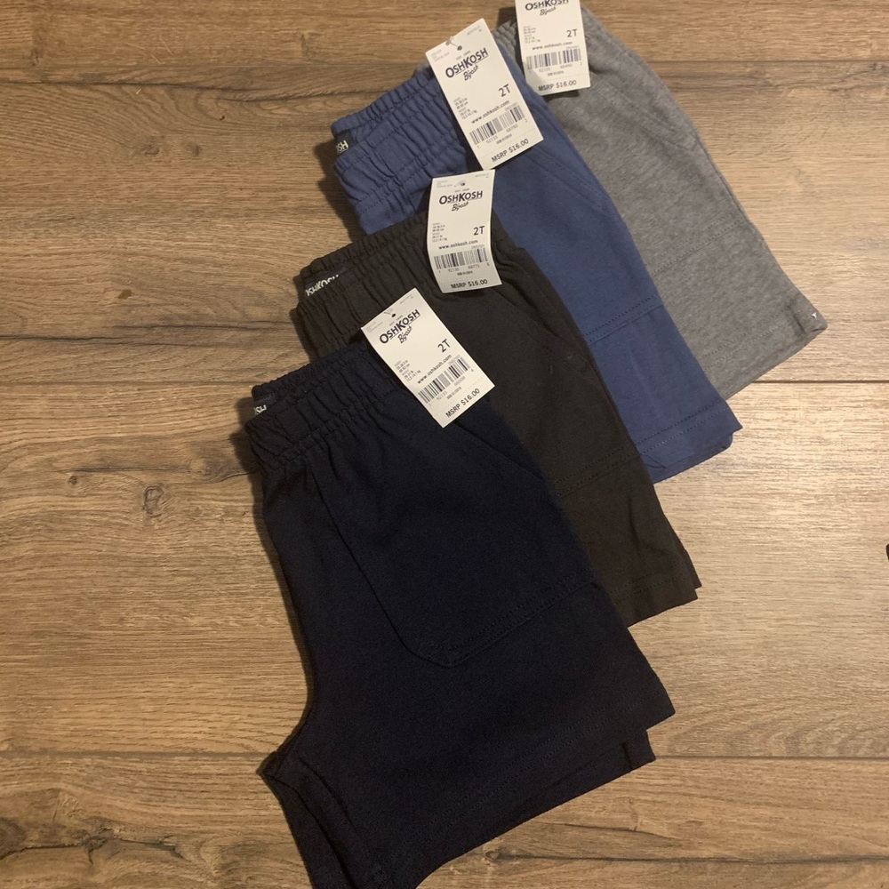 4/$20 4 pair of Osh Kosh shorts - 2T